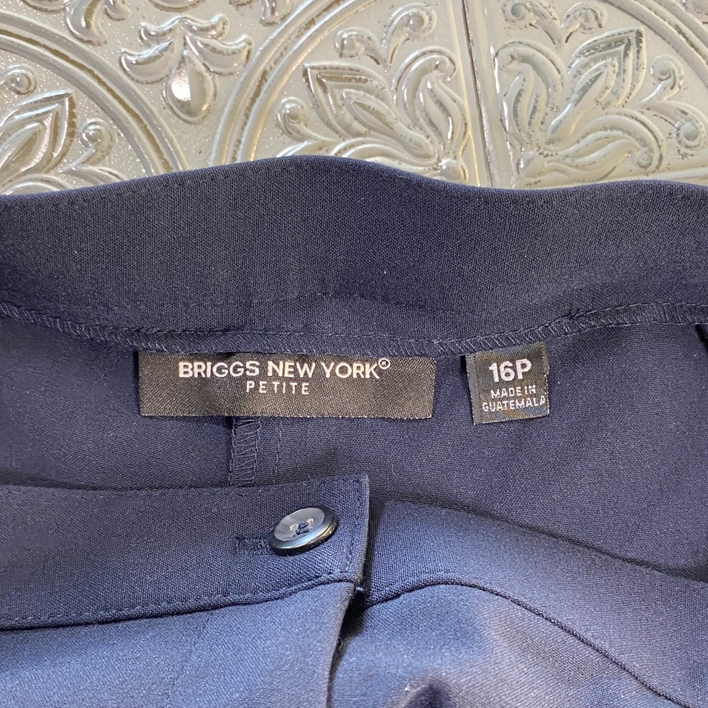 Briggs New York Women's Navy Trousers Slacks Size 16 P Tummy Control NWT - Picture 9 of 12